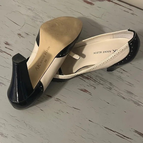 Anne Klein Two-Tone Black and Cream Heels - Picture 5 of 5
